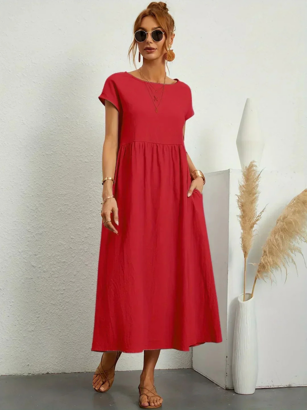 Marianne - Robe élégante à col rond