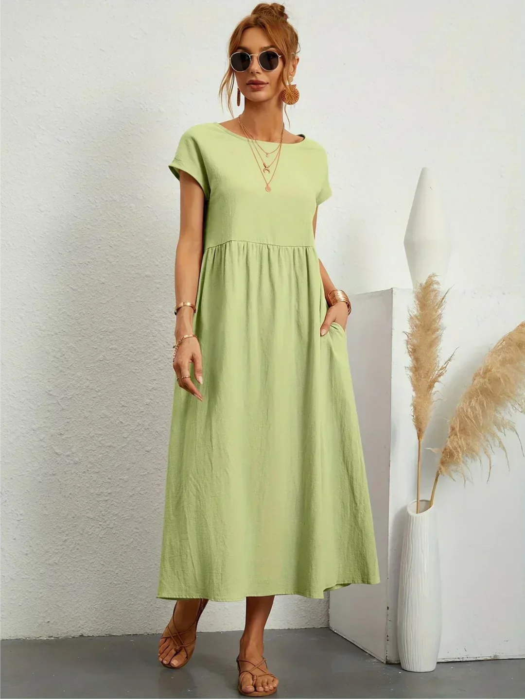 Marianne - Robe élégante à col rond